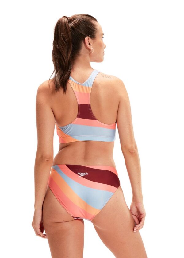 レッド/オレンジのお買い得品を手に入れよう Speedo ボレービキニなう！