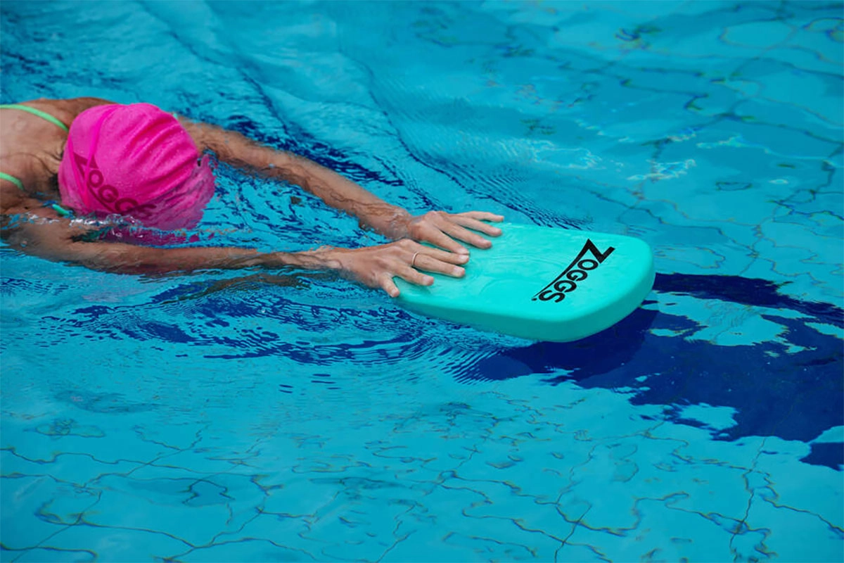 Zoggs Mini Kickboard - Turquoise - Image 5